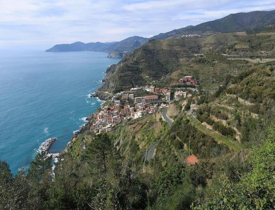 Maison de village avec piscine au-dessus des Cinque Terre Madonna del Trezzo Extérieur photo